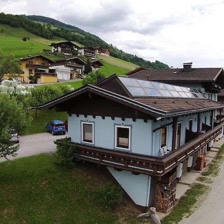 Spacious Apartment With Close To Skiing Points Mittersill Esterno foto